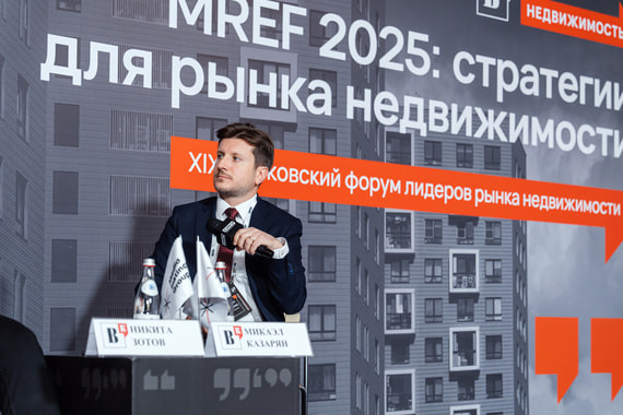 image_gallery_0-3729878117325178